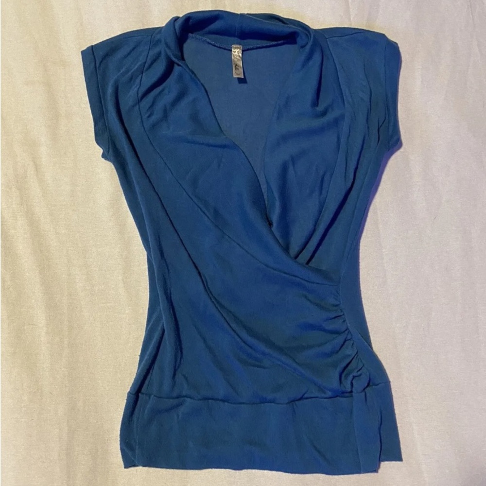 Bella D Blouse